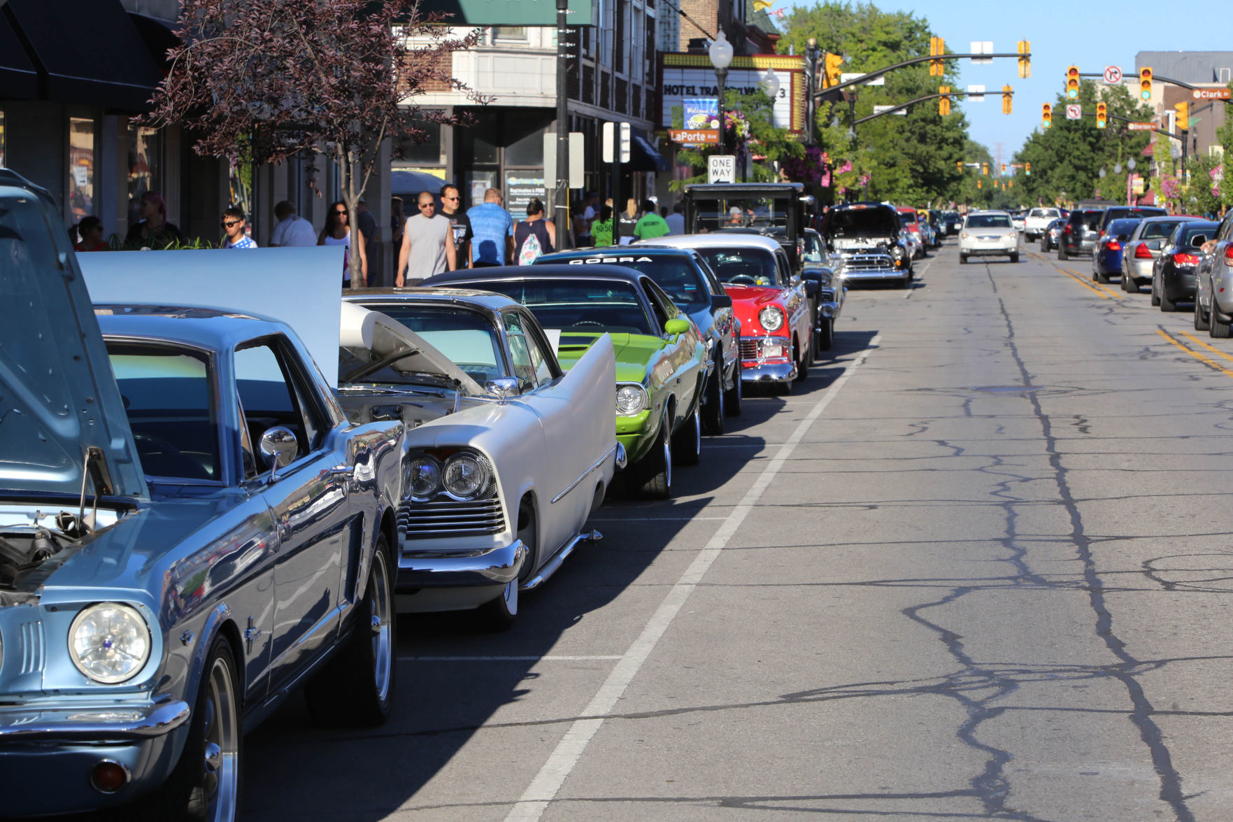 Downtown Whiting's Hollywood Cruise Night